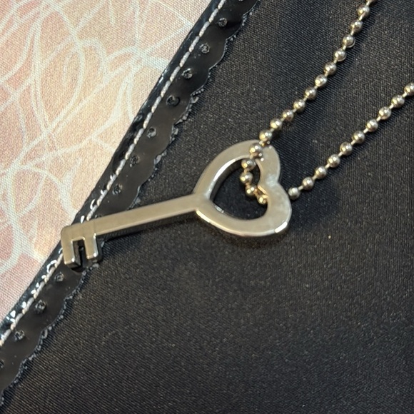 Forever by Fossil Retro Beaded Sequins Black Mini Bag with Key Charm - Picture 12 of 13